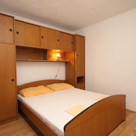 Apartments By The Sea Basina, Hvar - 8749 Vrbanj Стая снимка