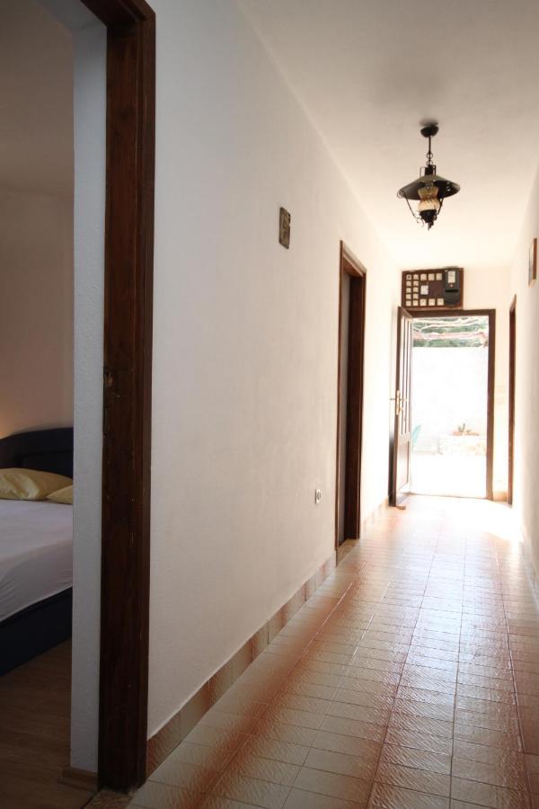 Apartments By The Sea Basina, Hvar - 8749 Vrbanj Екстериор снимка