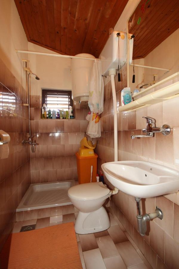 Apartments By The Sea Basina, Hvar - 8749 Vrbanj Екстериор снимка